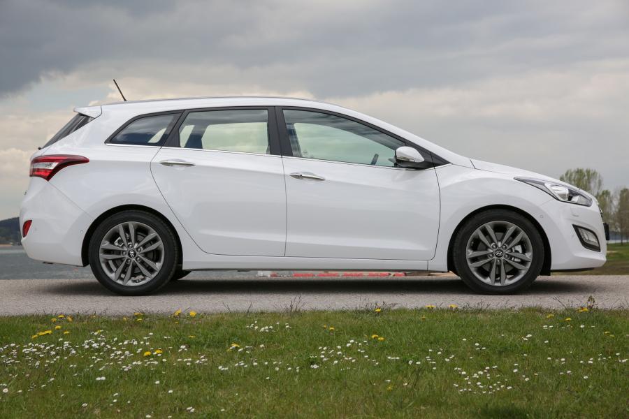 Hyundai i30 Wagon 2015 года  (фото 20 из 25)